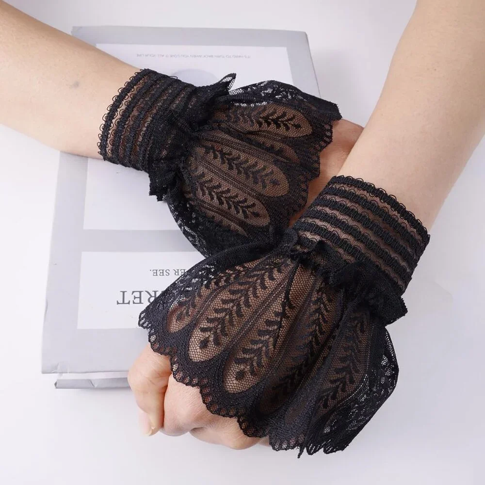 Women's Evening Black Short Lace Wrist Cuffs Gloves Party Costume Accessory - Picture 5 of 6